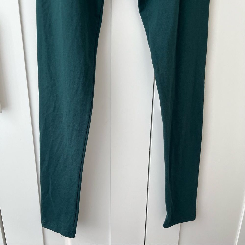 NWT OFFLINE By Aerie OG Logo Legging Sz Small Green - Picture 4 of 9